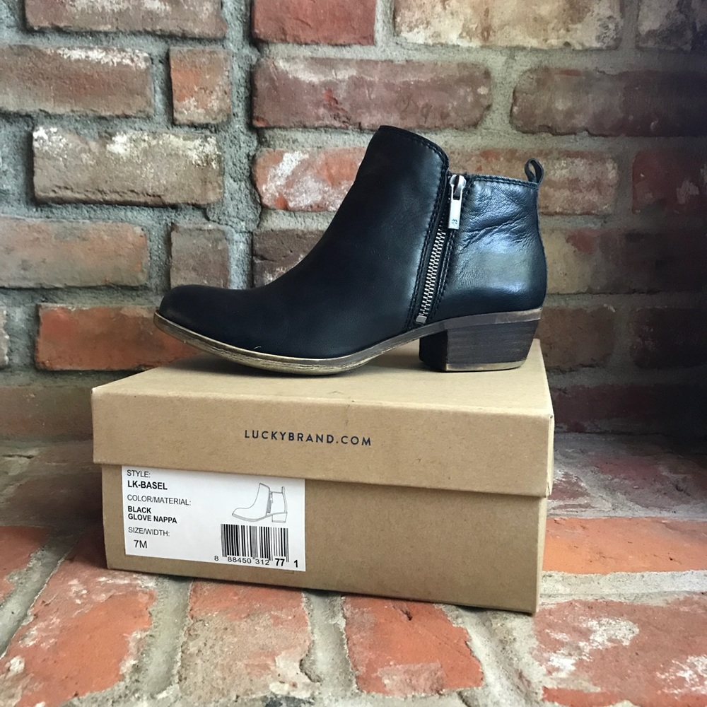 Black Lucky Brand booties